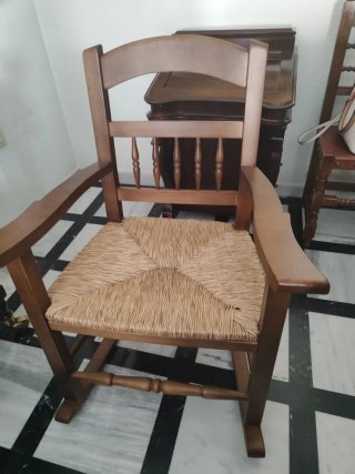 Mecedora Ikea Enea Rústica. Ronda