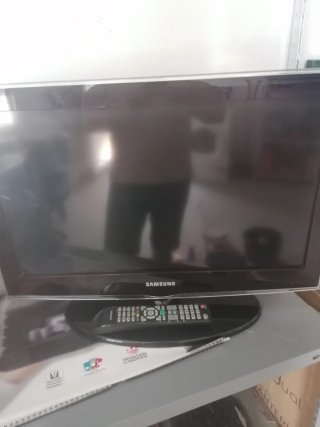 Samsung TV 26 pulgadas. La regalo.