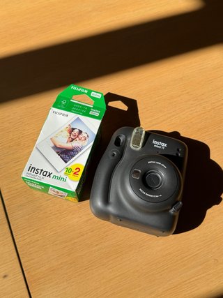 Fujifilm Instax Mini 11 Cámara negro + 20 Fotos