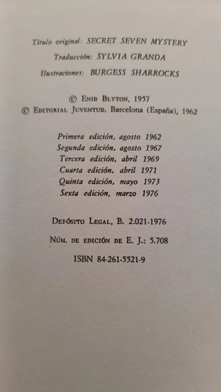 Libro Un misterio para los Siete secretos (1976)