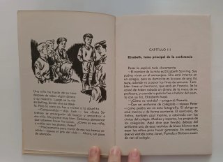 Libro Un misterio para los Siete secretos (1976)