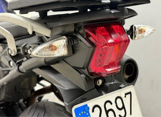 TRIUMPH TIGER 800
