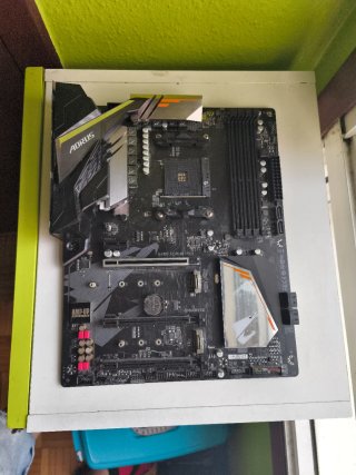 Placa Base Gigabyte B450 AORUS PRO