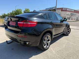 BMW X6 2011