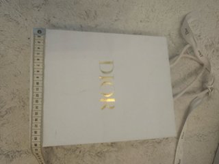 Borsa e scatola packaging Christian Dior