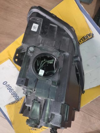 Faro Delantero Izquierdo Hyundai Bayon 2021