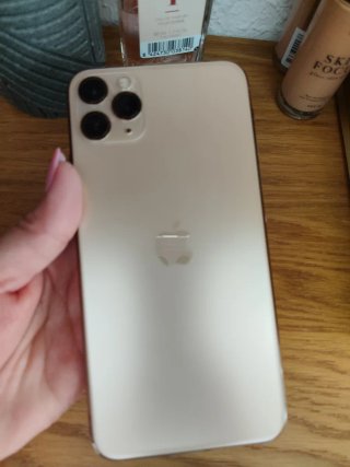 iPhone 11 Pro Max como nuevo