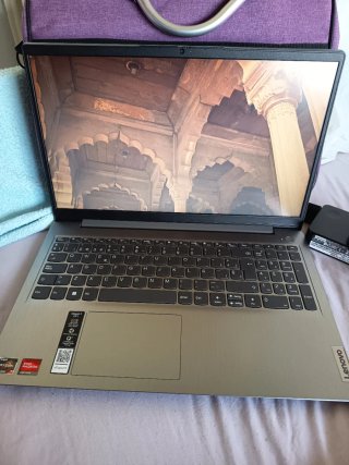 Lenovo IP315ALC6 R7-5 Portátil Plata