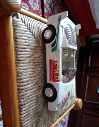 Coches de Juguete F-40 y Monster Truck
