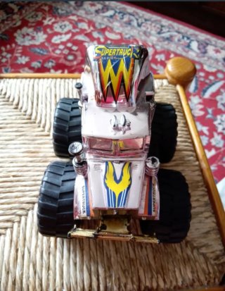 Coches de Juguete F-40 y Monster Truck