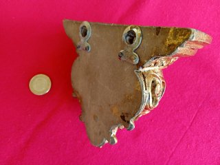 Ménsula repisa de pared dorada para figura