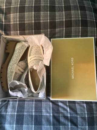 Zapatos Michael Kors Beige/Blanco