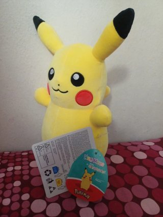 Peluche Pikachu