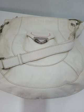 Bolso de cuero Guy Laroche blanco,grande.