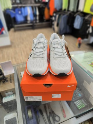 Nike Quest 6 Hombre Talla 42 Gris Naranja