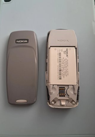 Teléfono Móvil Nokia 3310 Gris