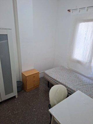 Alquilo habitación