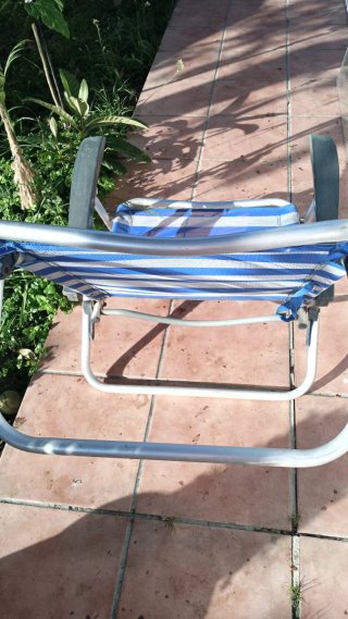 Hamaca playa extensible azul y blanco