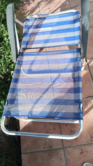 Hamaca playa extensible azul y blanco