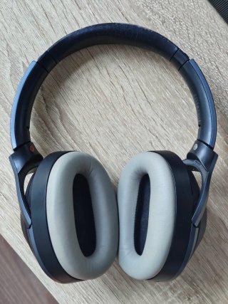Sony WH-1000 XM2 Auriculares Negro