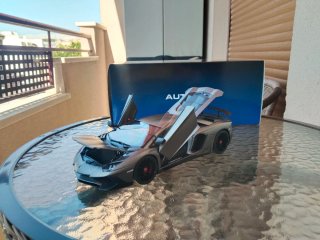 Autoart Lamborghini Aventador SV 1/18