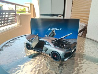 Autoart Lamborghini Aventador SV 1/18