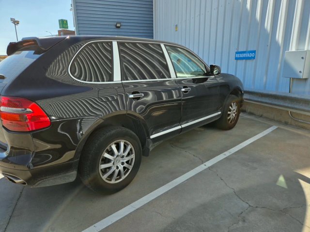 Porsche Cayenne Negro