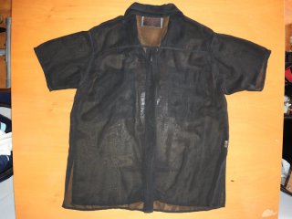 Camicia nera trasparente