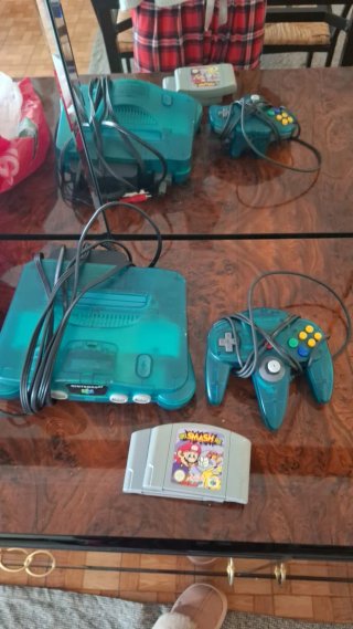 Nintendo 64 + Juego Smash Bros+Mario Party 2