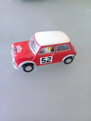 Coche Scalextric Mini Cooper Rojo