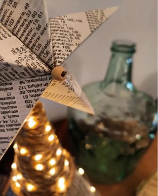 Libro colgante. Libro decoración