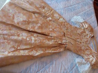 Traje de fallera oro y naranja