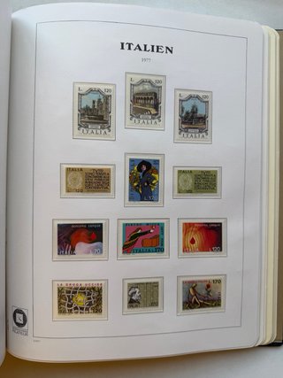Álbum Sellos Italia 1968/1989 Nuevos** MNH 45 PAG.