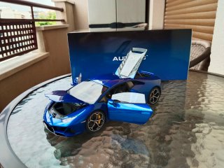 Autoart Lamborghini Huracan EVO 1/18