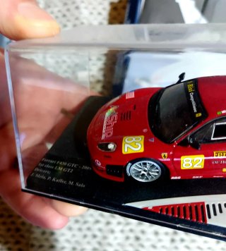 Lotto modellini caccia B-2 ferrari lotus