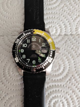 ZENO-WATCH BASEL DIVER 500M