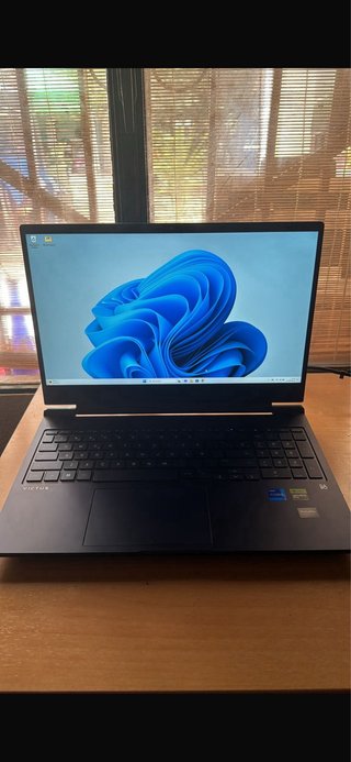 PRECIO NEGOCIABLE Portátil GamingHP Victus 4060 i7