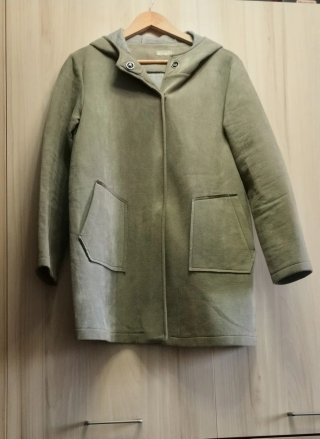 Chaqueta neopreno con capucha