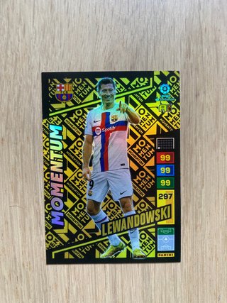 Cromo Momentum Lewandowski Adrenalyn XL 22/23
