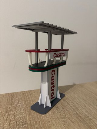 Torre de vigia Castrol 1:32