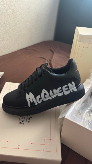 Alexander McQueen Zapatos Negros