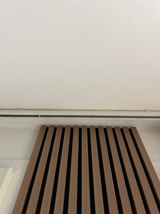 Cortina di lamelle verticali marrone