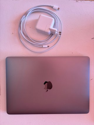 MacBook Air M1 16GB Plata