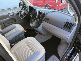 VOLKSWAGEN  T5 California 2.5 TDI de 131 cv  2006