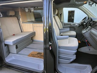 VOLKSWAGEN  T5 California 2.5 TDI de 131 cv  2006