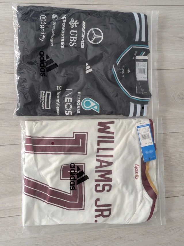 Lote dos camisetas