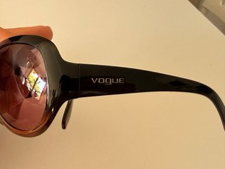 Vintage Gafas de sol Vogue negras y marrones