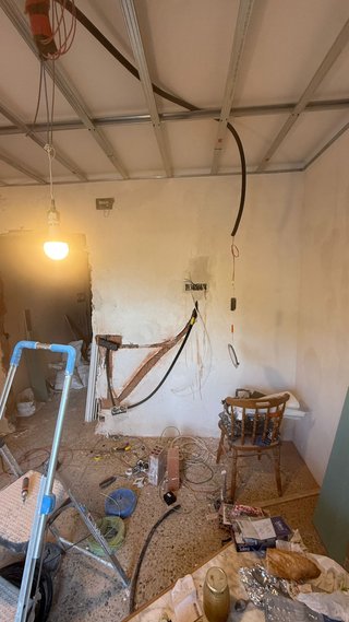 Hola, soy electricista profesional en Barcelona y