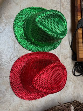 Sombreros de fiesta lentejuelas (rojo y verde)