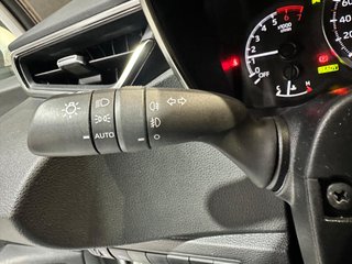 Toyota Corolla 1.8 125H BUSINESS E-CVT TOU SPORT